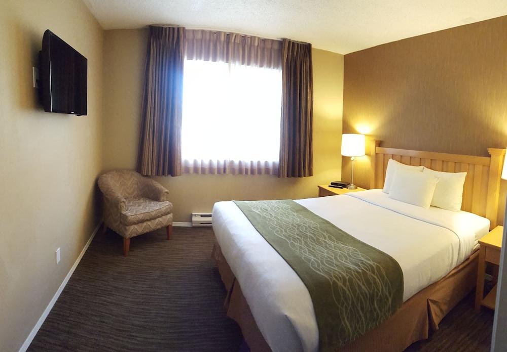 Econo Lodge Inn & Suites North Vancouver Bagian luar foto